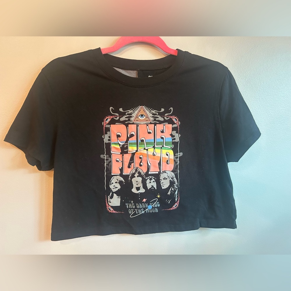 Black Pink Floyd Crop T-Shirt with keyhole back